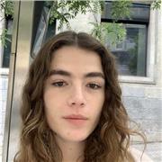 Soy una persona paciente y con buen trato a los demás con experiencia en docencia a niños.